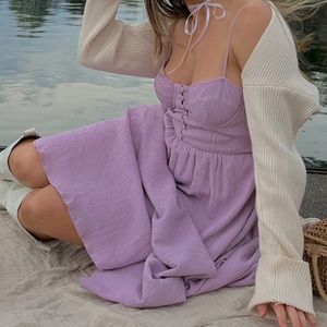 ASTR the label - Ferreira Sweetheart Midi Dress